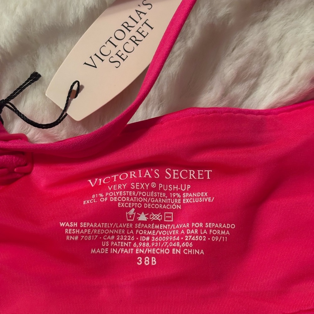 Victoria's Secret Pink Bra with Underwire Support-NWT - Picture 4 of 5